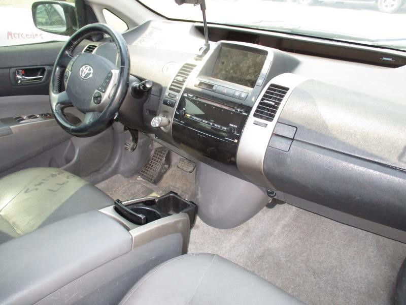 https://f005.backblazeb2.com/file/img-partshotlines-com/Inventory/SW30/Vehicle/6480_07.jpg
