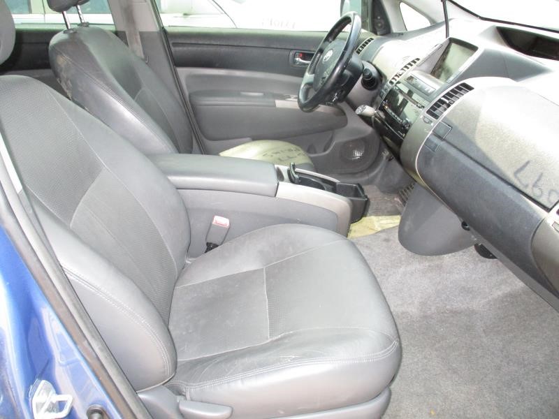 https://f005.backblazeb2.com/file/img-partshotlines-com/Inventory/SW30/Vehicle/6480_08.jpg
