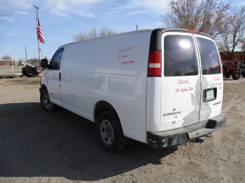 https://f005.backblazeb2.com/file/img-partshotlines-com/Inventory/SW30/Vehicle/6743_03.jpg