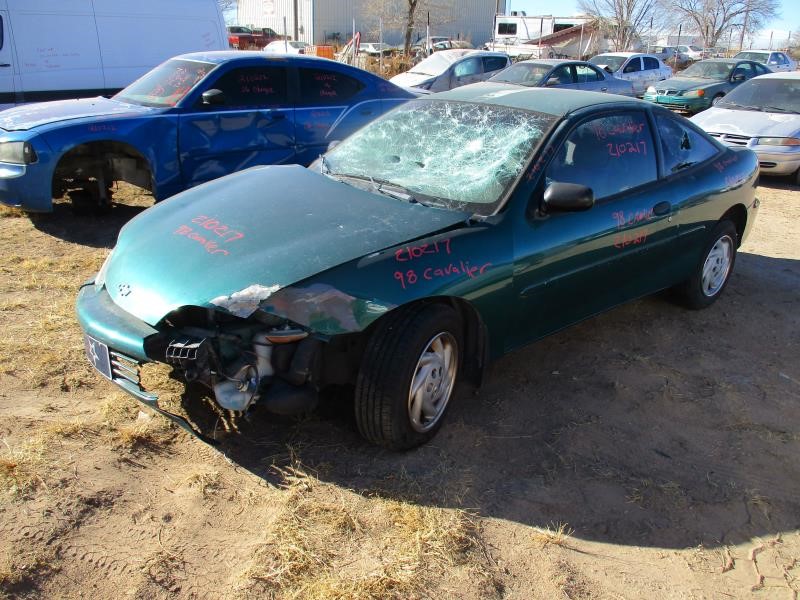 https://f005.backblazeb2.com/file/img-partshotlines-com/Inventory/SW30/Vehicle/7697_02.jpg