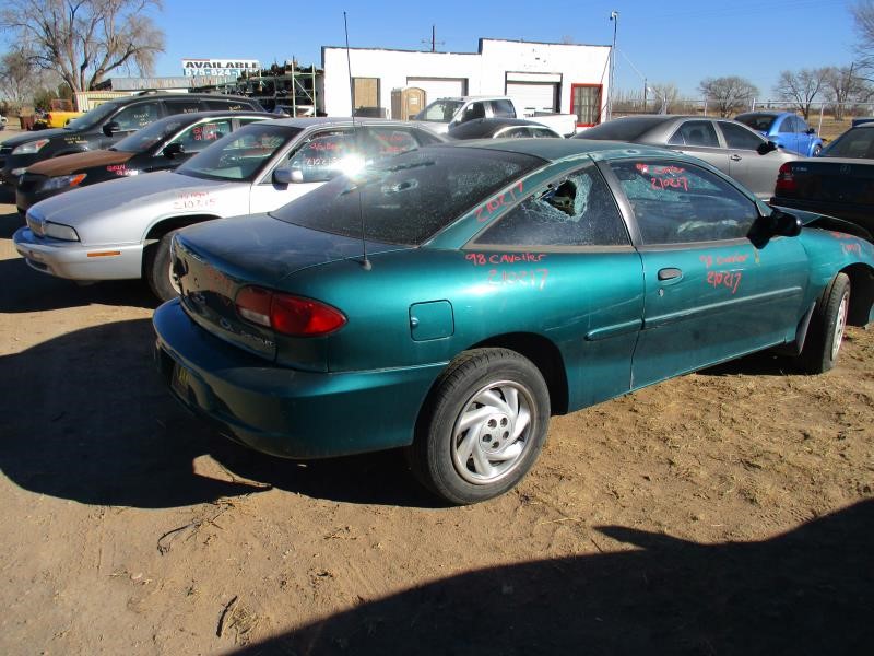 https://f005.backblazeb2.com/file/img-partshotlines-com/Inventory/SW30/Vehicle/7697_05.jpg