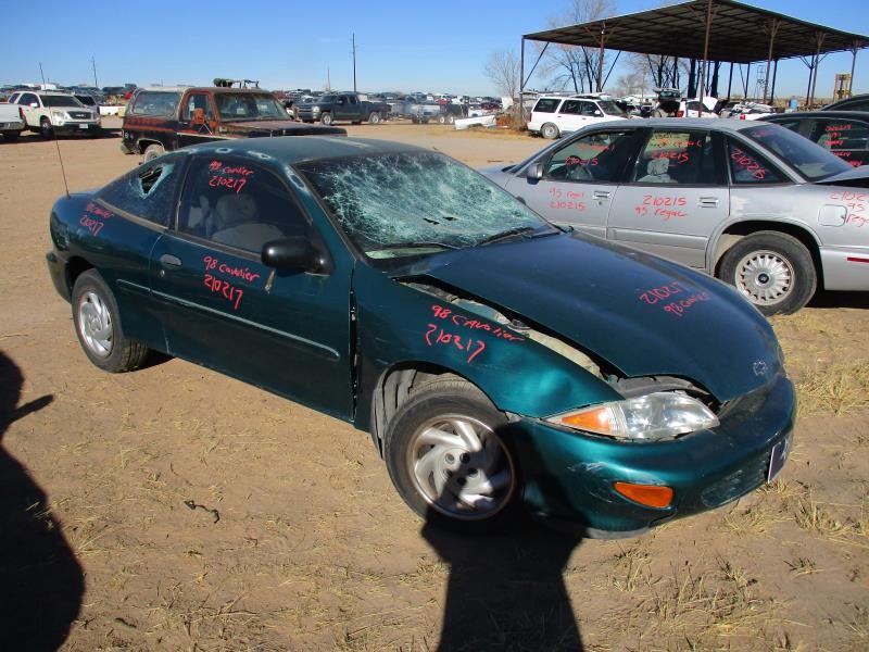 https://f005.backblazeb2.com/file/img-partshotlines-com/Inventory/SW30/Vehicle/7697_06.jpg