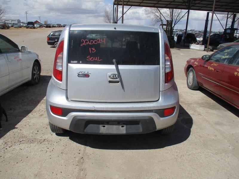 https://f005.backblazeb2.com/file/img-partshotlines-com/Inventory/SW30/Vehicle/7834_04.jpg