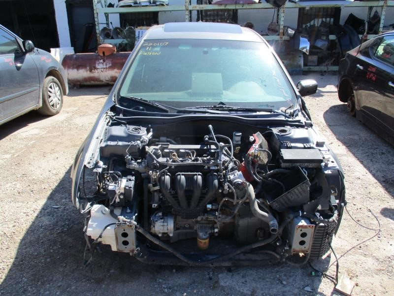 https://f005.backblazeb2.com/file/img-partshotlines-com/Inventory/SW30/Vehicle/8198_01.jpg
