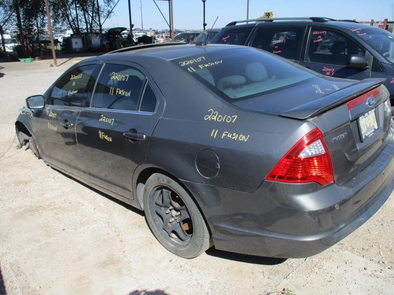 https://f005.backblazeb2.com/file/img-partshotlines-com/Inventory/SW30/Vehicle/8198_03.jpg