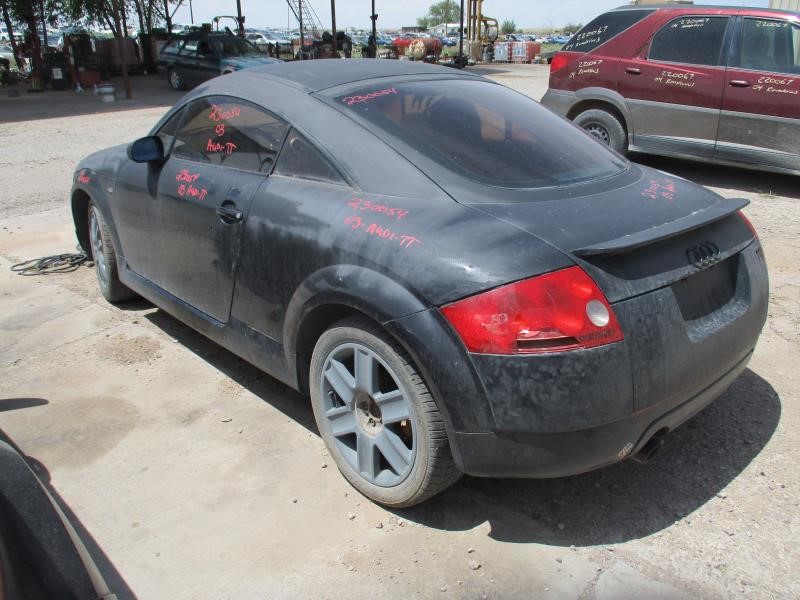 https://f005.backblazeb2.com/file/img-partshotlines-com/Inventory/SW30/Vehicle/8667_03.jpg