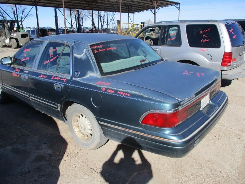 https://f005.backblazeb2.com/file/img-partshotlines-com/Inventory/SW30/Vehicle/9250_03.jpg
