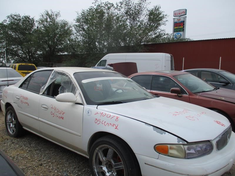 https://f005.backblazeb2.com/file/img-partshotlines-com/Inventory/SW30/Vehicle/9565_02.jpg