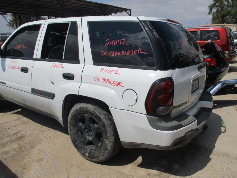 https://f005.backblazeb2.com/file/img-partshotlines-com/Inventory/SW30/Vehicle/9728_03.jpg