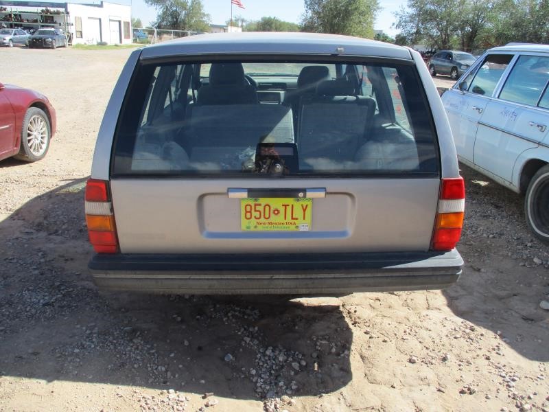 https://f005.backblazeb2.com/file/img-partshotlines-com/Inventory/SW30/Vehicle/9844_04.jpg