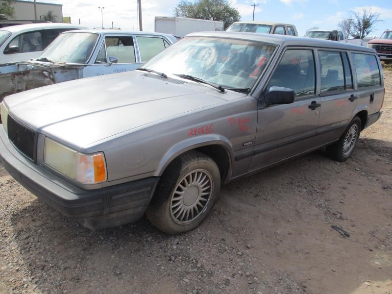 https://f005.backblazeb2.com/file/img-partshotlines-com/Inventory/SW30/Vehicle/9844_09.jpg