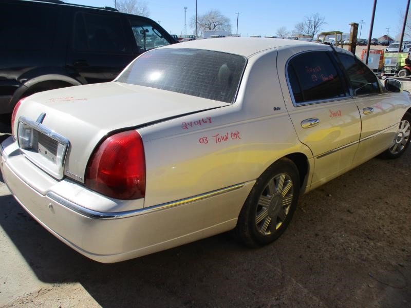 https://f005.backblazeb2.com/file/img-partshotlines-com/Inventory/SW30/Vehicle/9956_06.jpg