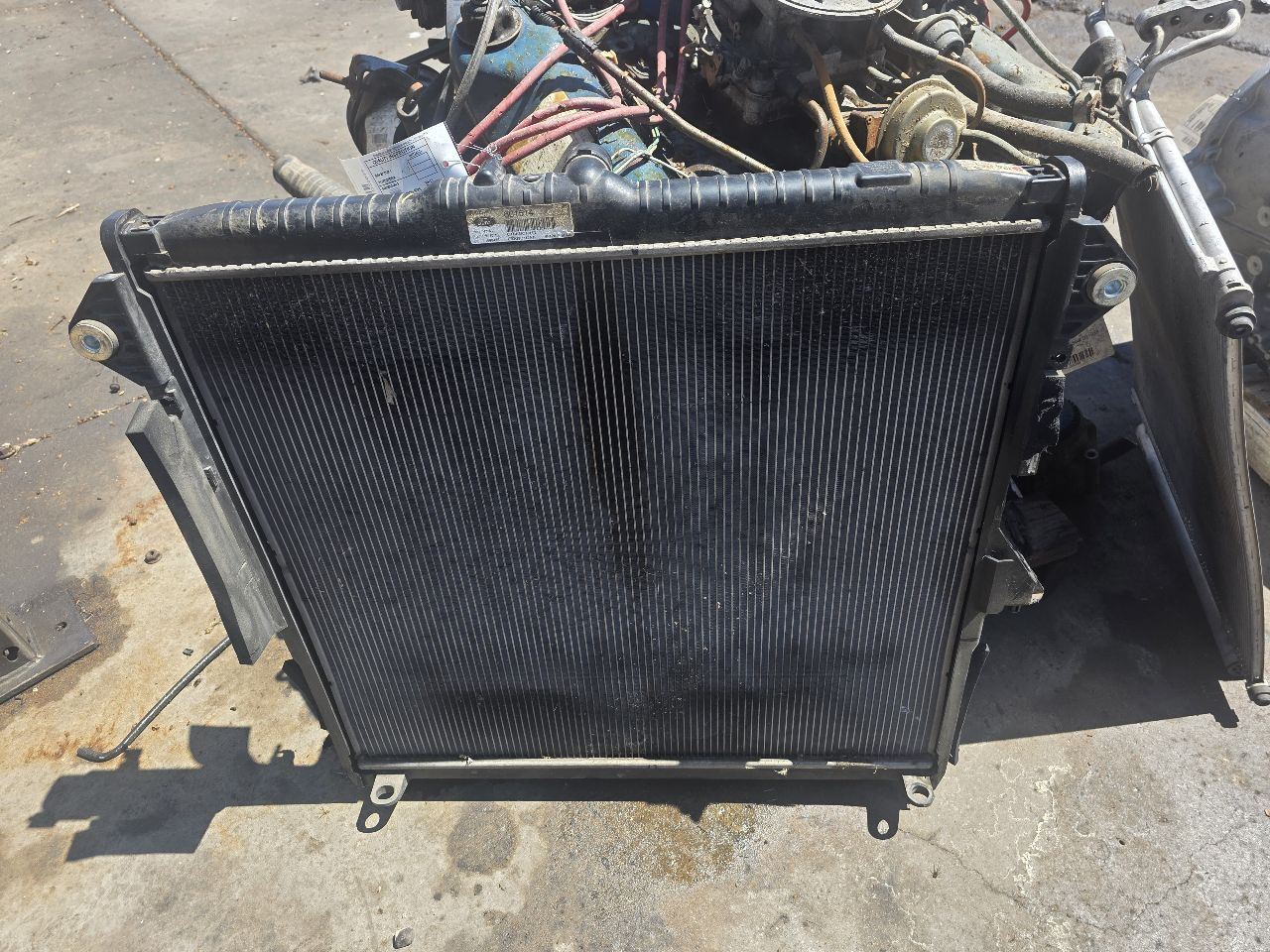 https://f005.backblazeb2.com/file/img-partshotlines-com/Inventory/SW48/Inventory/198498_01.jpg