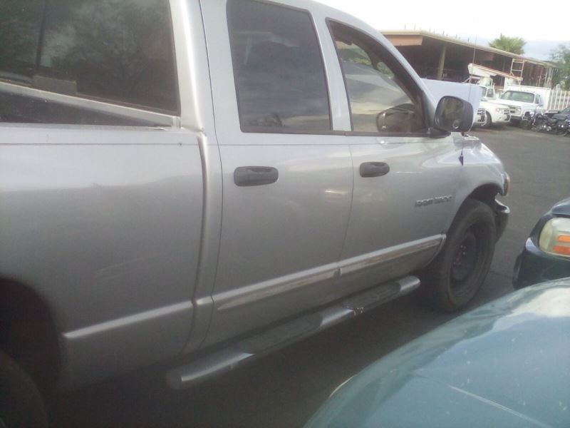 https://f005.backblazeb2.com/file/img-partshotlines-com/Inventory/SW48/Vehicle/5098_09.jpg