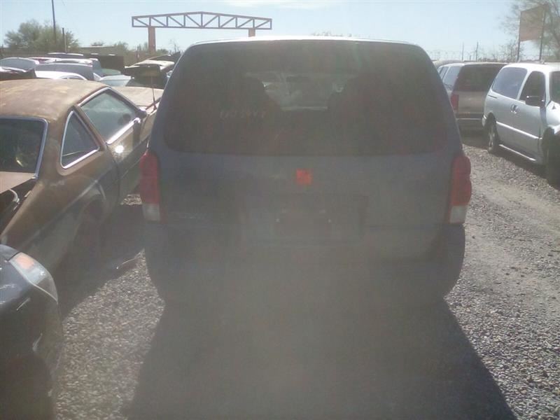 https://f005.backblazeb2.com/file/img-partshotlines-com/Inventory/SW48/Vehicle/5215_09.jpg