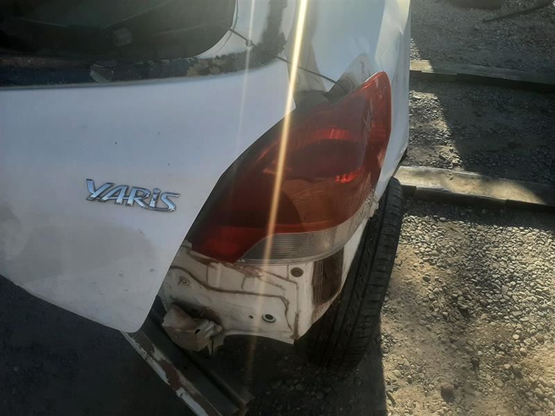 https://f005.backblazeb2.com/file/img-partshotlines-com/Inventory/SW48/Vehicle/5319_05.jpg