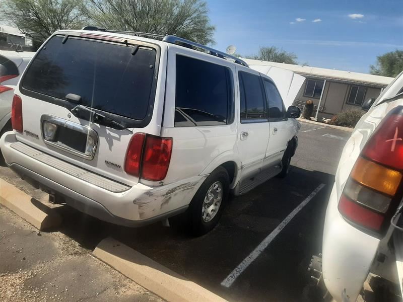 https://f005.backblazeb2.com/file/img-partshotlines-com/Inventory/SW48/Vehicle/5325_08.jpg