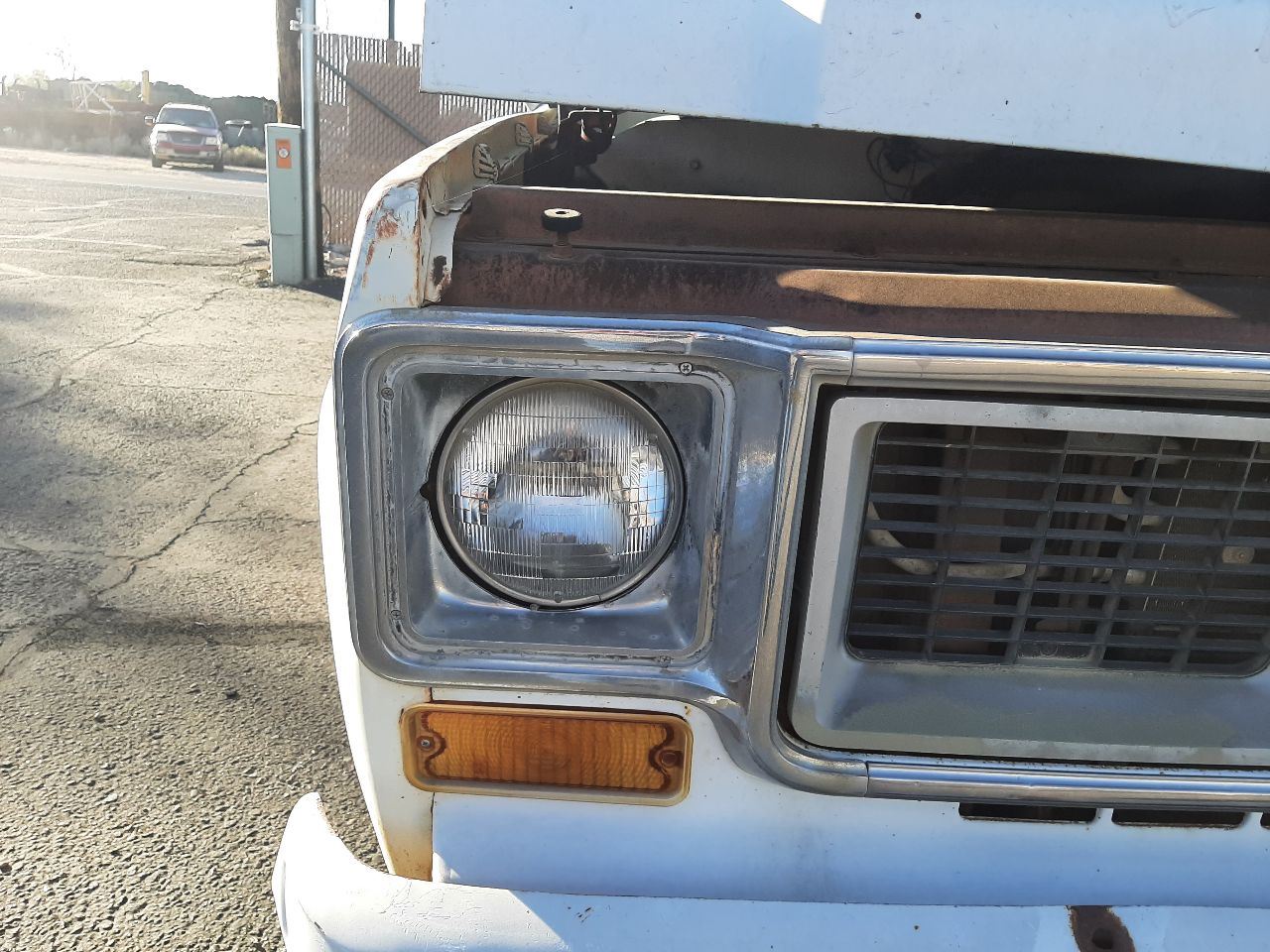 https://f005.backblazeb2.com/file/img-partshotlines-com/Inventory/SW48/Vehicle/5503_02.jpg