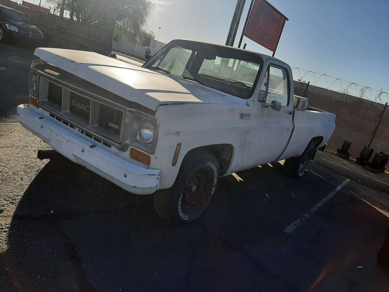 https://f005.backblazeb2.com/file/img-partshotlines-com/Inventory/SW48/Vehicle/5503_06.jpg