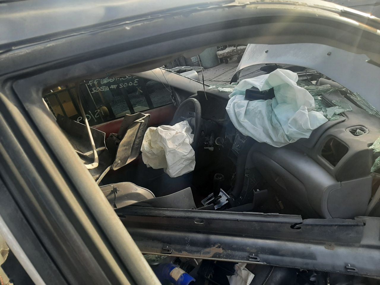 https://f005.backblazeb2.com/file/img-partshotlines-com/Inventory/SW48/Vehicle/5590_12.jpg