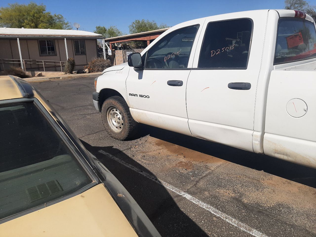 https://f005.backblazeb2.com/file/img-partshotlines-com/Inventory/SW48/Vehicle/5596_08.jpg