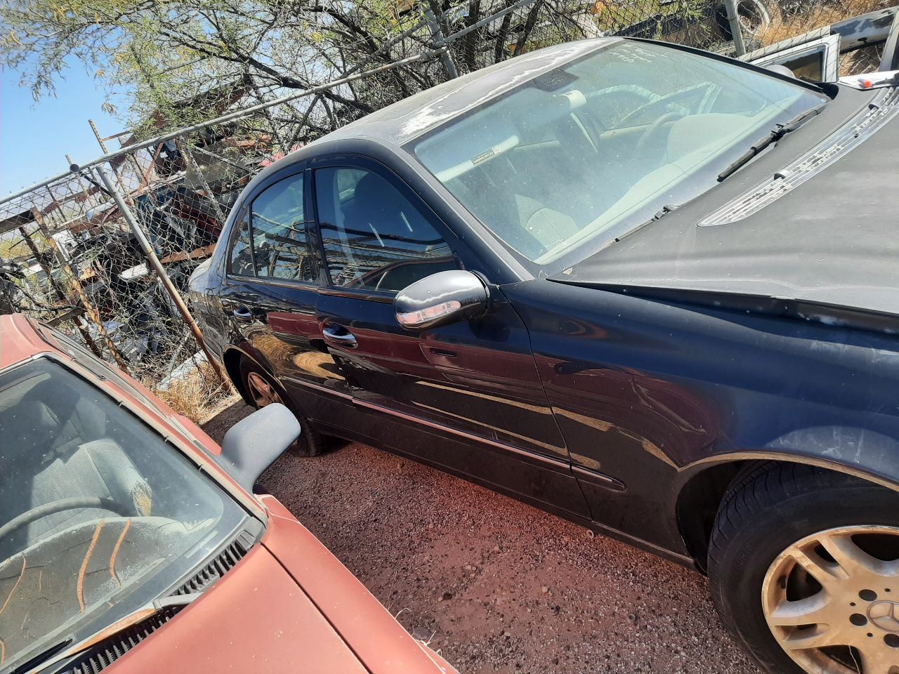 https://f005.backblazeb2.com/file/img-partshotlines-com/Inventory/SW48/Vehicle/5608_03.jpg