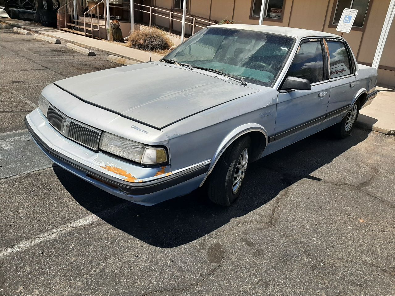 https://f005.backblazeb2.com/file/img-partshotlines-com/Inventory/SW48/Vehicle/5676_02.jpg