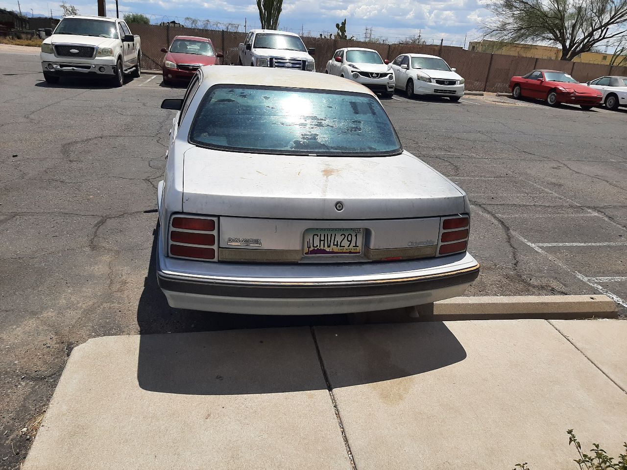 https://f005.backblazeb2.com/file/img-partshotlines-com/Inventory/SW48/Vehicle/5676_05.jpg
