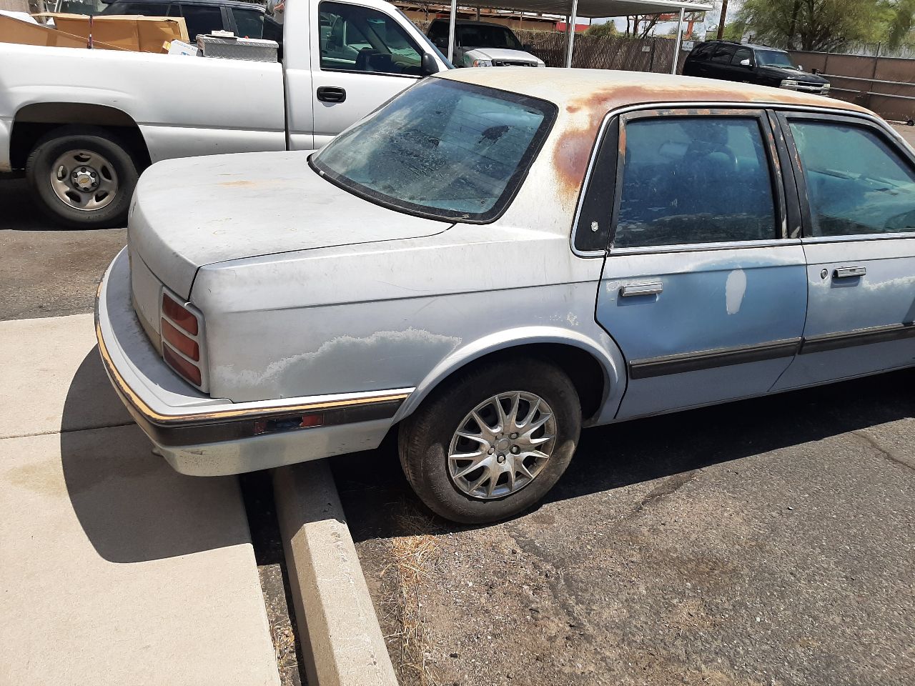 https://f005.backblazeb2.com/file/img-partshotlines-com/Inventory/SW48/Vehicle/5676_06.jpg