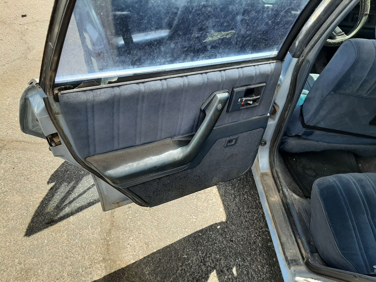 https://f005.backblazeb2.com/file/img-partshotlines-com/Inventory/SW48/Vehicle/5676_12.jpg