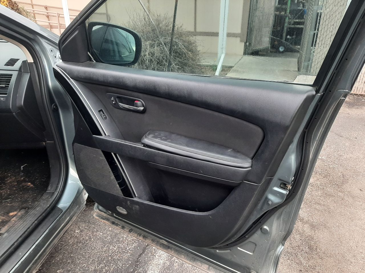 https://f005.backblazeb2.com/file/img-partshotlines-com/Inventory/SW48/Vehicle/5750_10.jpg