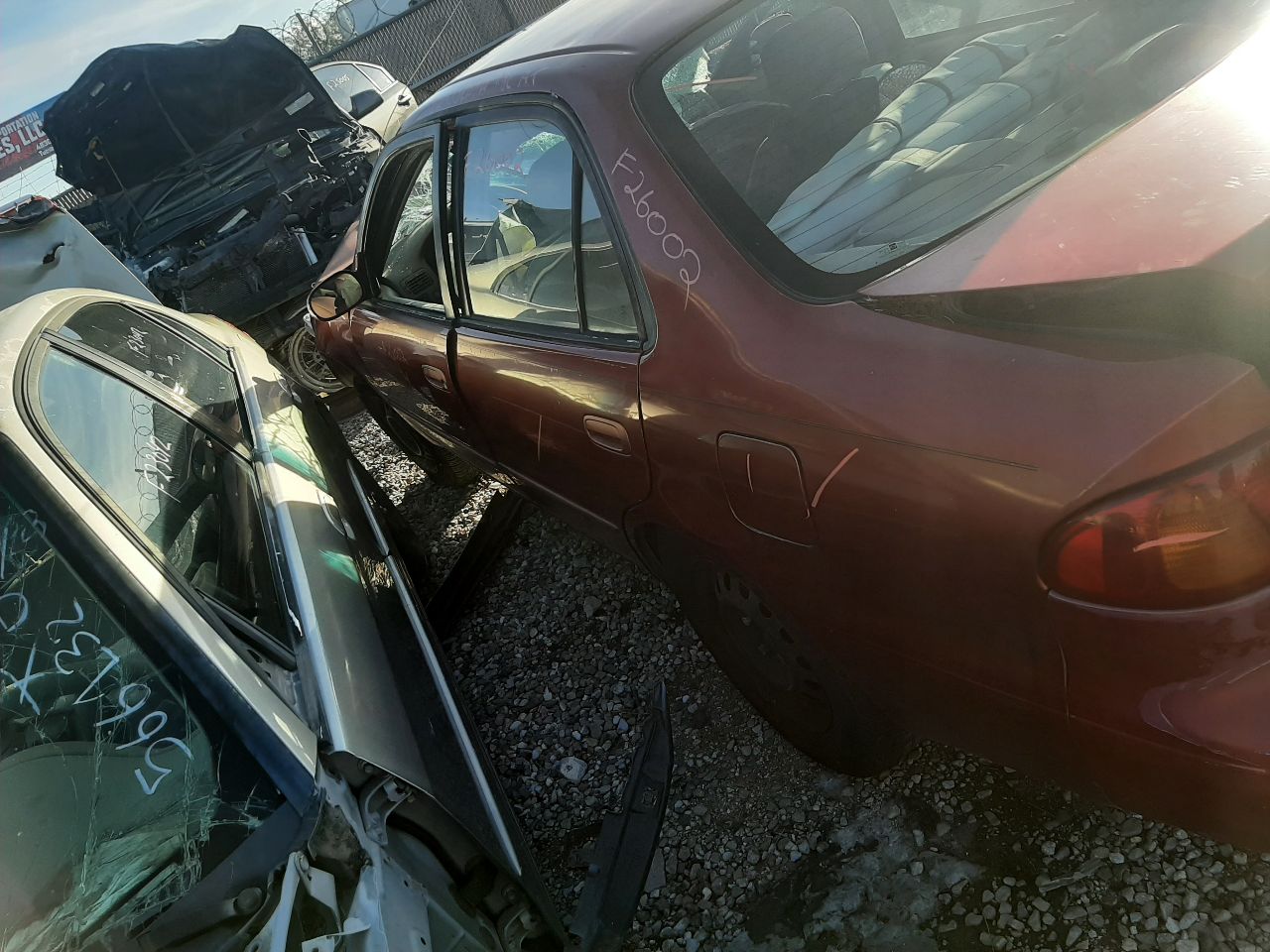 https://f005.backblazeb2.com/file/img-partshotlines-com/Inventory/SW48/Vehicle/5754_10.jpg