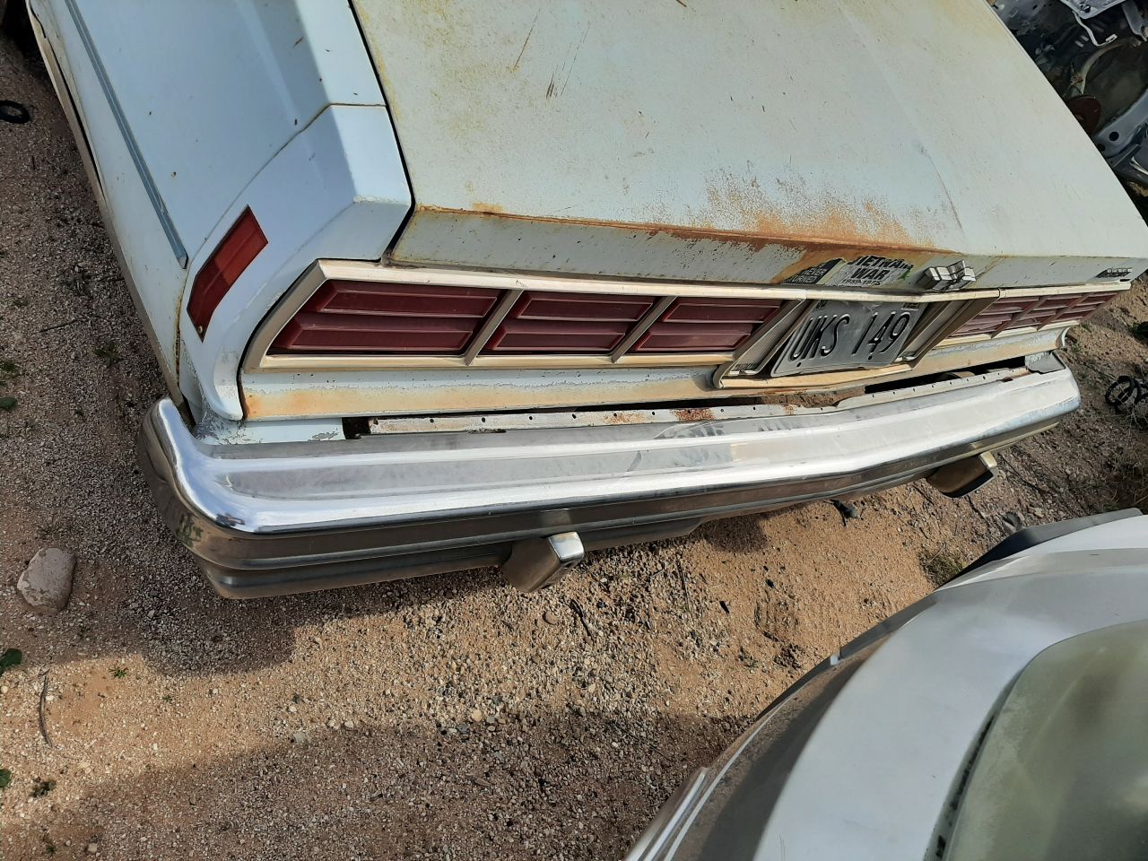 https://f005.backblazeb2.com/file/img-partshotlines-com/Inventory/SW48/Vehicle/5781_10.jpg