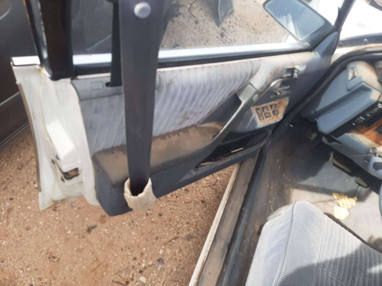 https://f005.backblazeb2.com/file/img-partshotlines-com/Inventory/SW48/Vehicle/5788_09.jpg