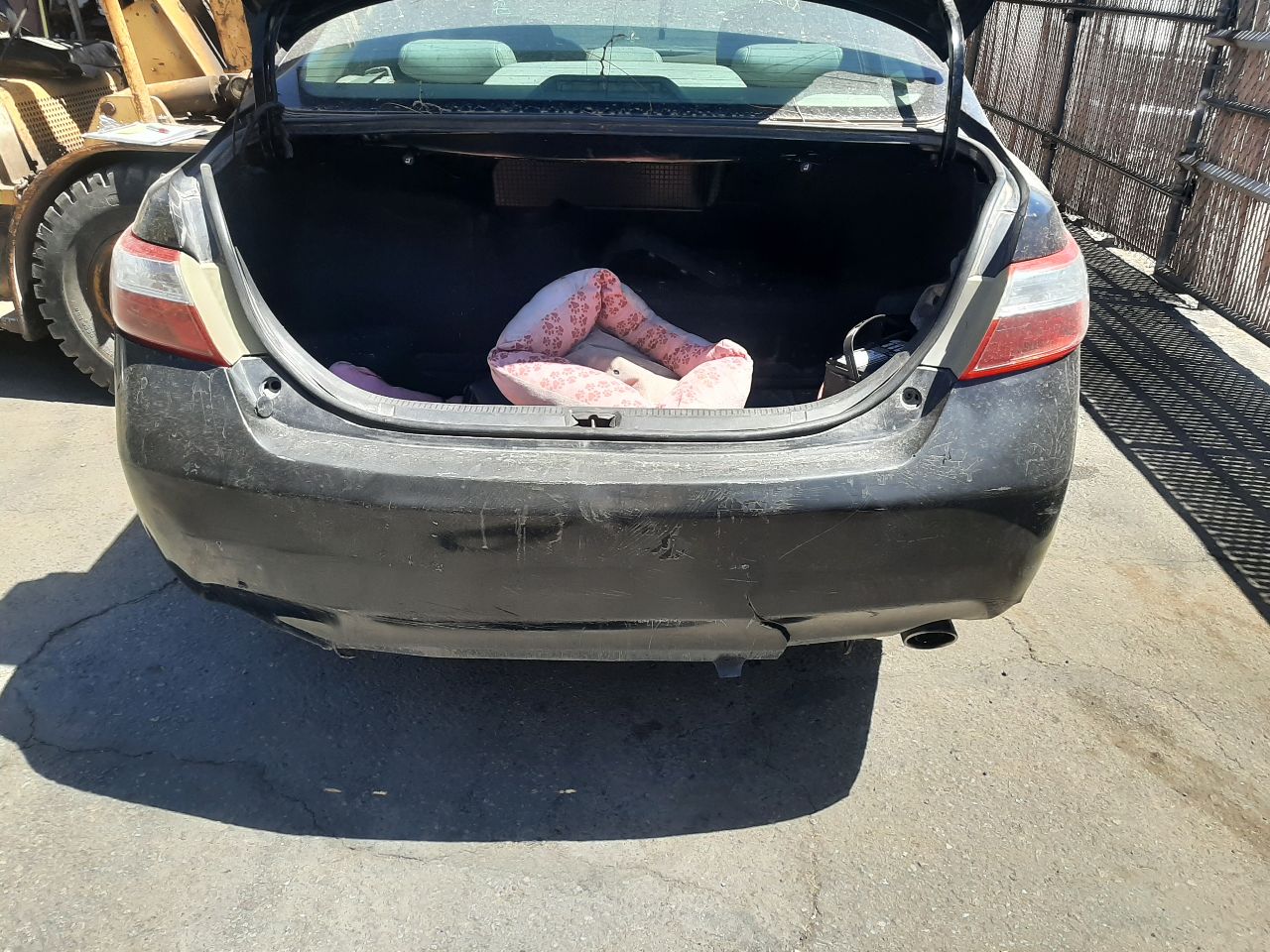 https://f005.backblazeb2.com/file/img-partshotlines-com/Inventory/SW48/Vehicle/5834_08.jpg