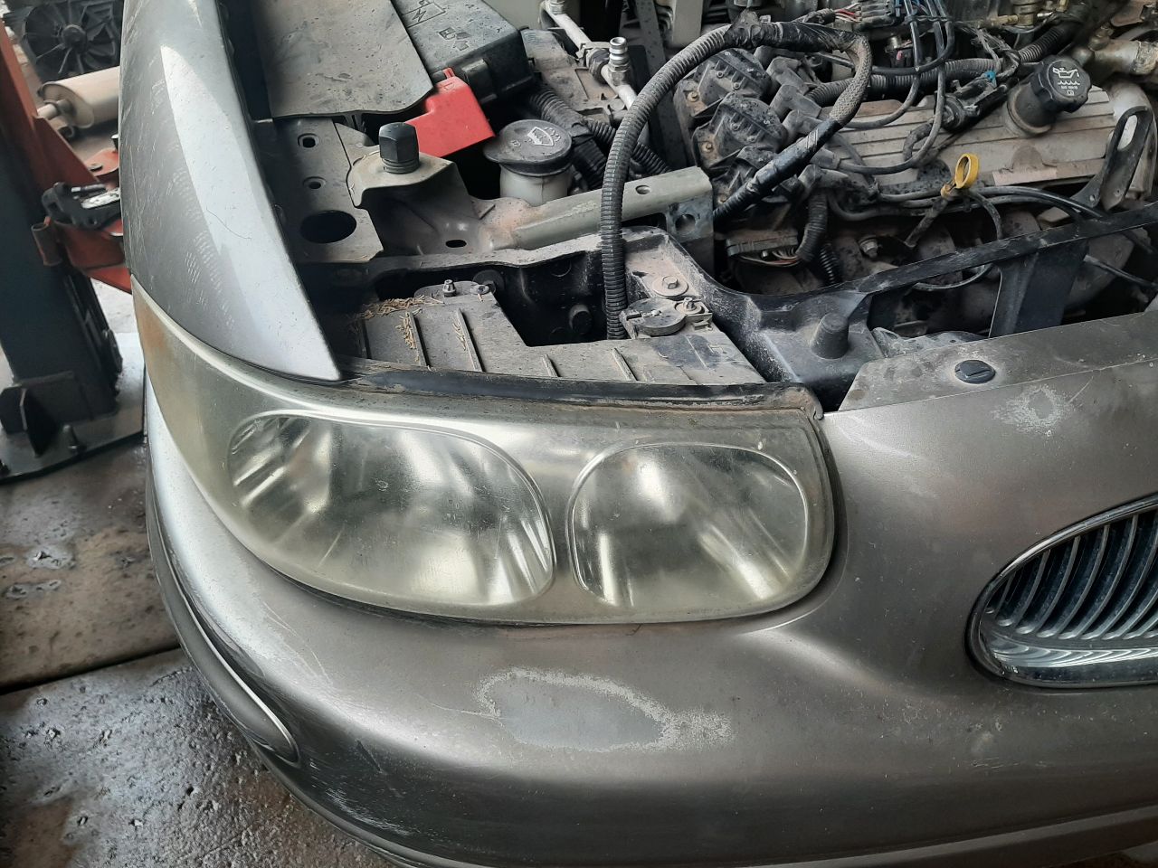 https://f005.backblazeb2.com/file/img-partshotlines-com/Inventory/SW48/Vehicle/5850_03.jpg