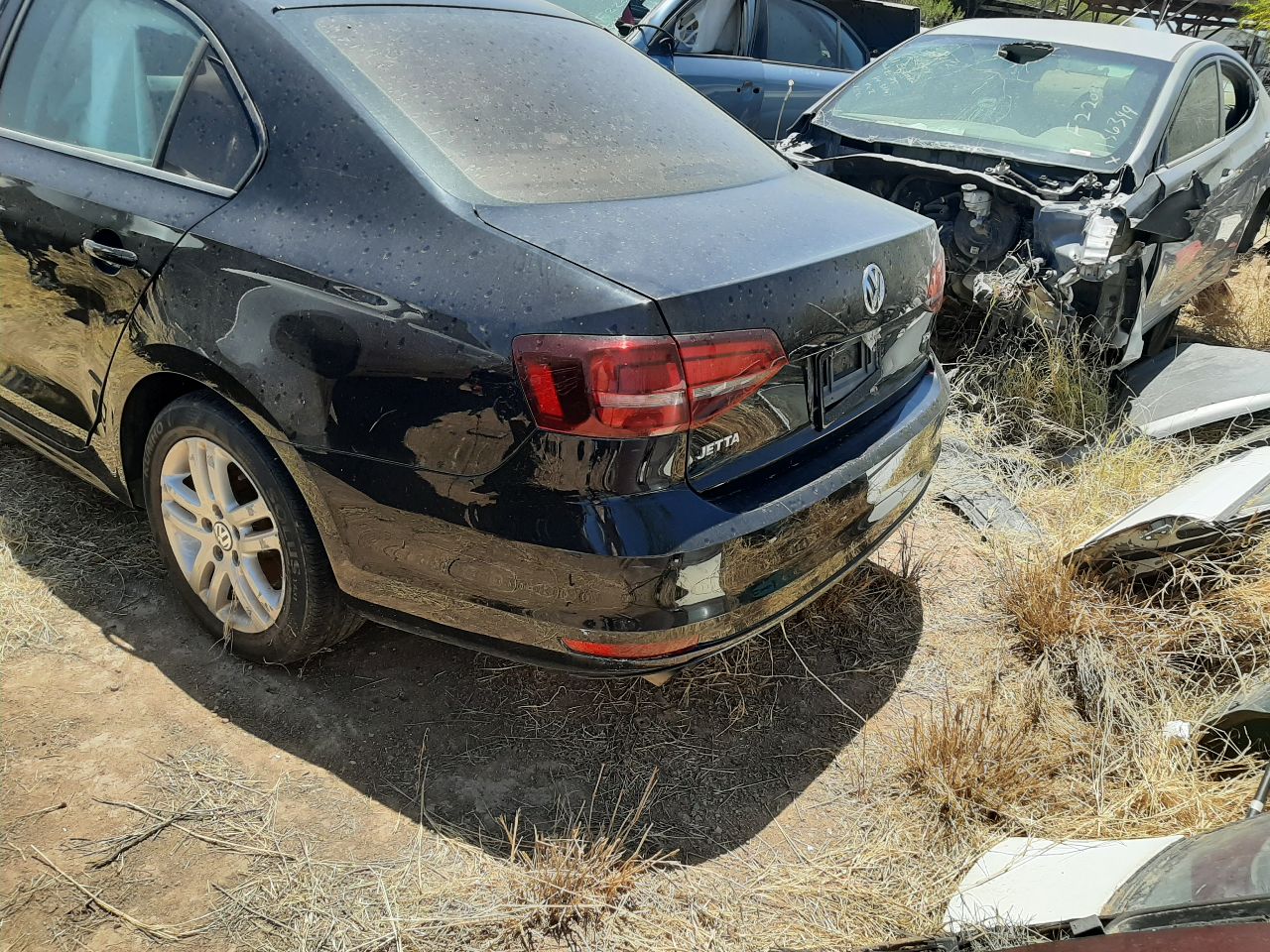 https://f005.backblazeb2.com/file/img-partshotlines-com/Inventory/SW48/Vehicle/5882_06.jpg