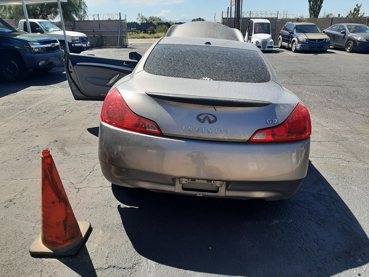 https://f005.backblazeb2.com/file/img-partshotlines-com/Inventory/SW48/Vehicle/5934_09.jpg