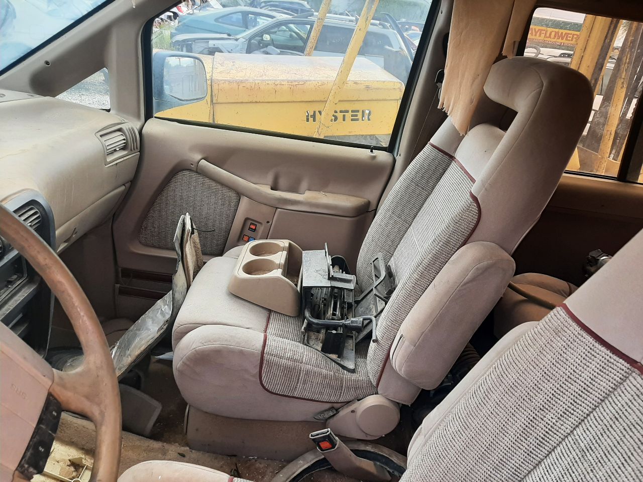 https://f005.backblazeb2.com/file/img-partshotlines-com/Inventory/SW48/Vehicle/5953_12.jpg