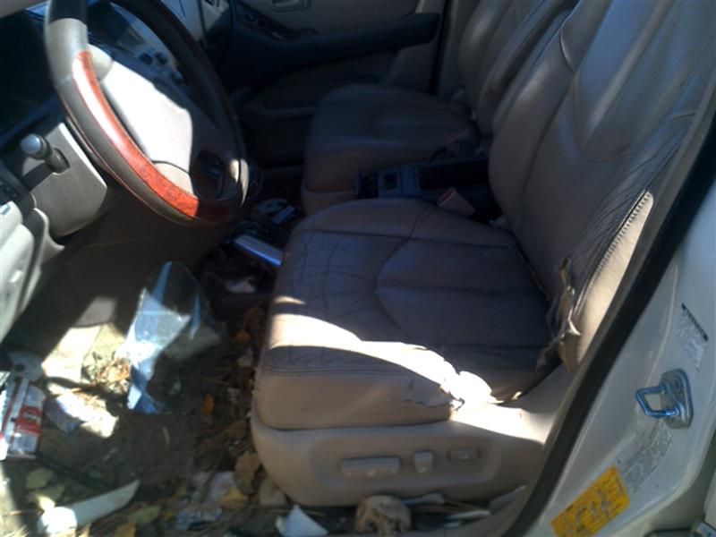 https://f005.backblazeb2.com/file/img-partshotlines-com/Inventory/SW52/Vehicle/10849_09.jpg