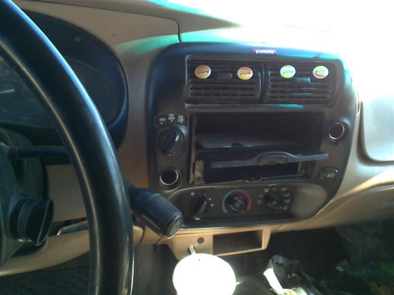 https://f005.backblazeb2.com/file/img-partshotlines-com/Inventory/SW52/Vehicle/11117_04.jpg