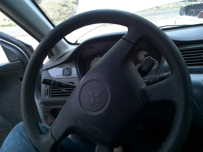 https://f005.backblazeb2.com/file/img-partshotlines-com/Inventory/SW52/Vehicle/11349_04.jpg