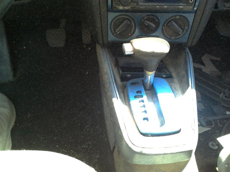 https://f005.backblazeb2.com/file/img-partshotlines-com/Inventory/SW52/Vehicle/11840_01.jpg
