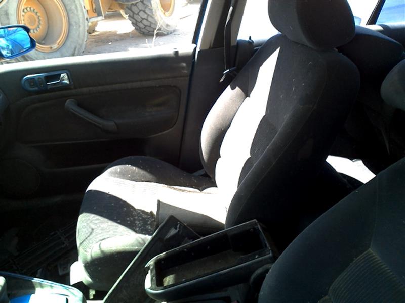 https://f005.backblazeb2.com/file/img-partshotlines-com/Inventory/SW52/Vehicle/11840_07.jpg