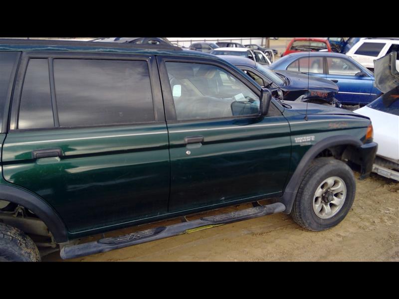 https://f005.backblazeb2.com/file/img-partshotlines-com/Inventory/SW52/Vehicle/14440_12.jpg