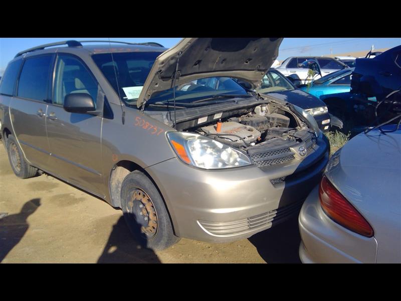 https://f005.backblazeb2.com/file/img-partshotlines-com/Inventory/SW52/Vehicle/15145_01.jpg