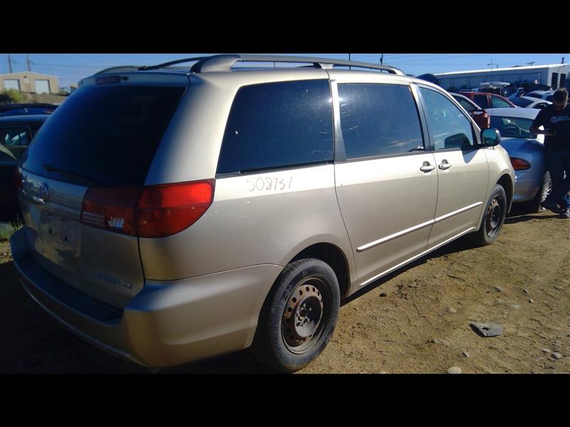 https://f005.backblazeb2.com/file/img-partshotlines-com/Inventory/SW52/Vehicle/15145_08.jpg