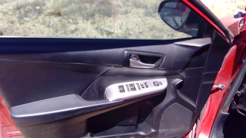 https://f005.backblazeb2.com/file/img-partshotlines-com/Inventory/SW52/Vehicle/17720_02.jpg