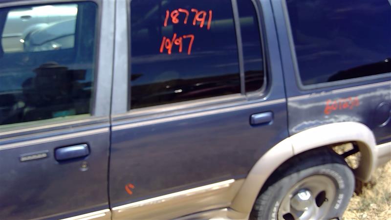 https://f005.backblazeb2.com/file/img-partshotlines-com/Inventory/SW52/Vehicle/17819_11.jpg