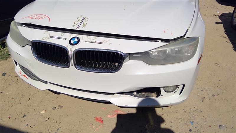 https://f005.backblazeb2.com/file/img-partshotlines-com/Inventory/SW52/Vehicle/18077_08.jpg